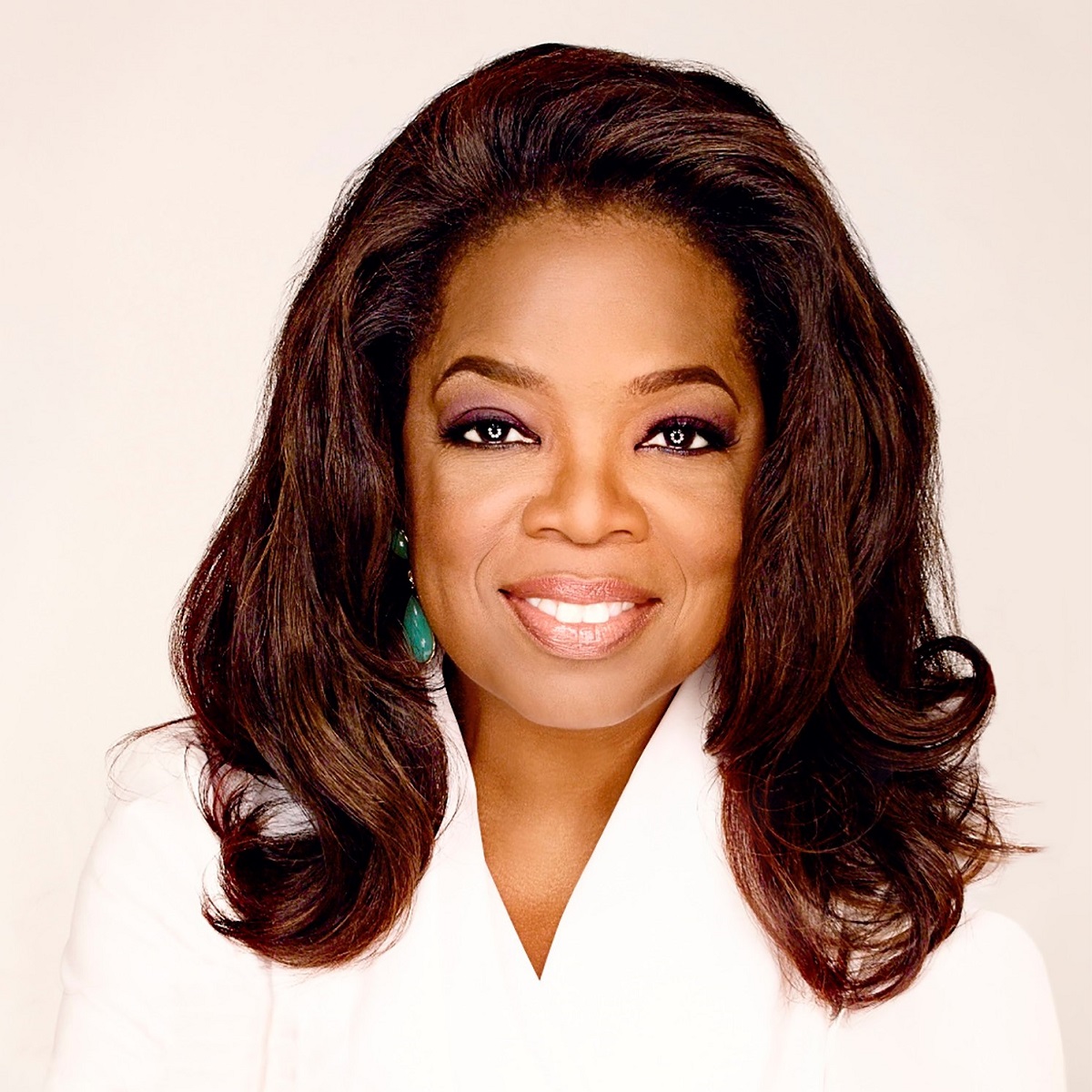 Oprah Winfrey Net Worth 2021, Measurement, Height, Weight, Age, Bio & Wiki Photo
