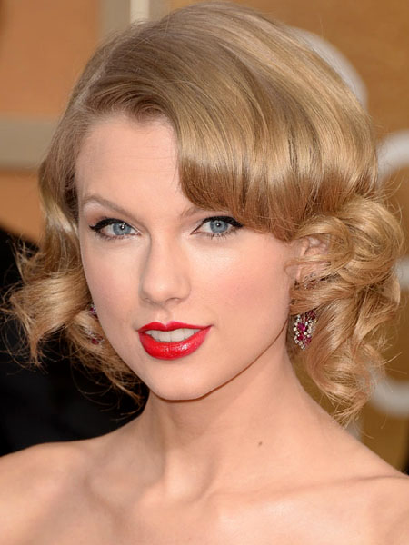 Taylor Swift Net Worth 2021: Age, Height, Weight, Boyfriend, Dating, Bio-Wiki Photo