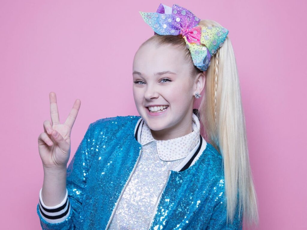 JoJo Siwa (Tiktok Star) Wiki, Age, Biography, Boyfriend, Family and More Photo
