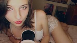 AftynRose ASMR (Youtube Star) Wiki, Age, Biography, Boyfriend, Family and More Photo