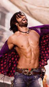 Ranveer Singh Net Worth, Age, Wife, Height, Weight, Bio & Wiki Photo